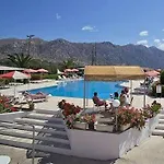 Sunny View Hotell 3*