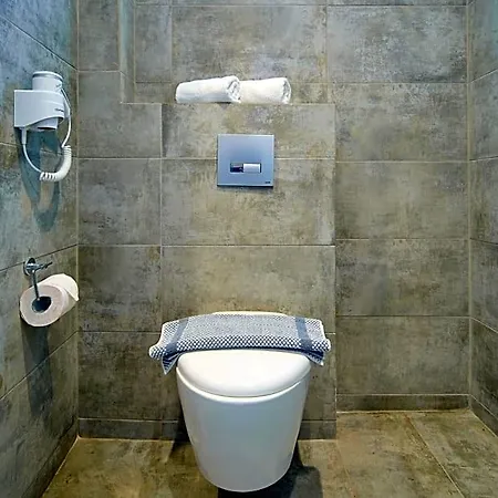 Sunny View Hotel 3*