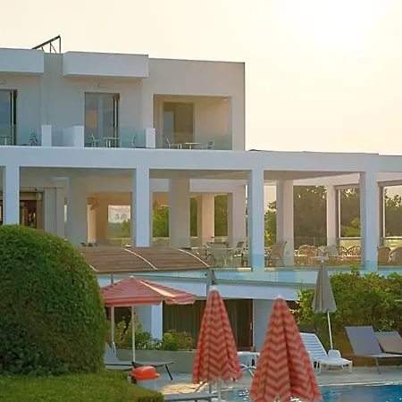 Sunny View Hotel 3*